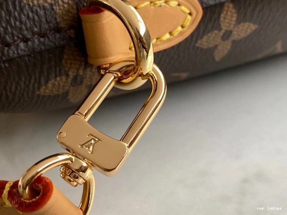 Cheap POUCH LOUIS ME FOLD VUITTON 0821